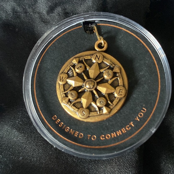 Alex and Ani chain station - Picture 3 of 4